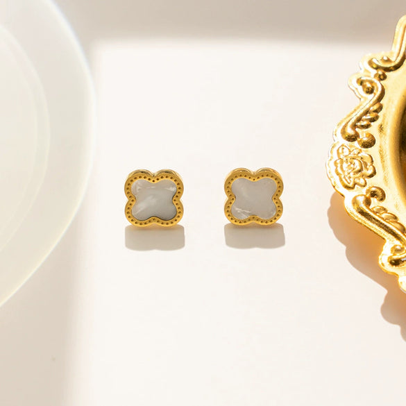 Women's Clover Geometric Titanium Steel Stud Earrings With Electroplating Treatment