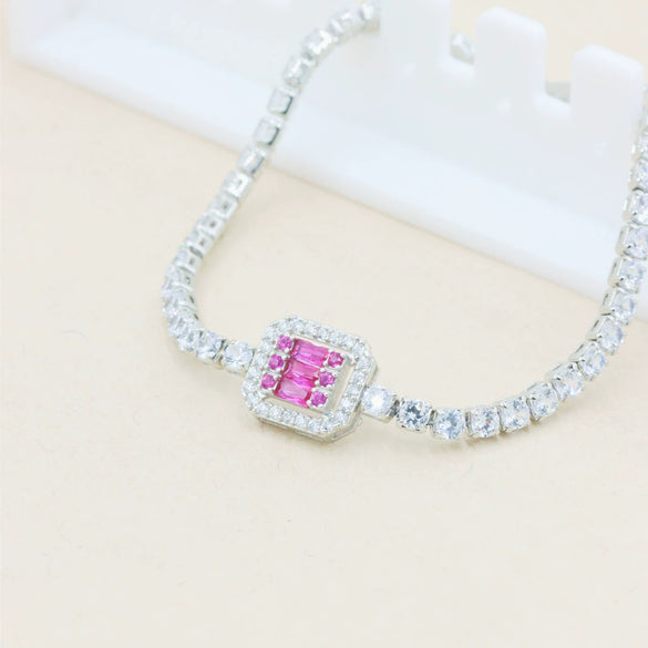 Women's Copper Bracelet With Gold Plated Geometric Square Zircon And Glass Gypsophila Design Fashion Elegant Jewelry