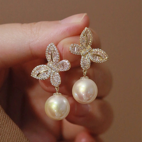 Women's Copper Butterfly Inlaid Zircon Imitation Pearl Elegant Fashion Earrings With Geometric Animal Zodiac Design