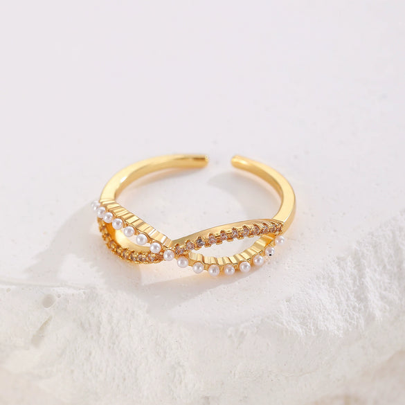 Women's Copper Cut Out Cross 8Shaped Micropaved Zircon Ring Jewelry