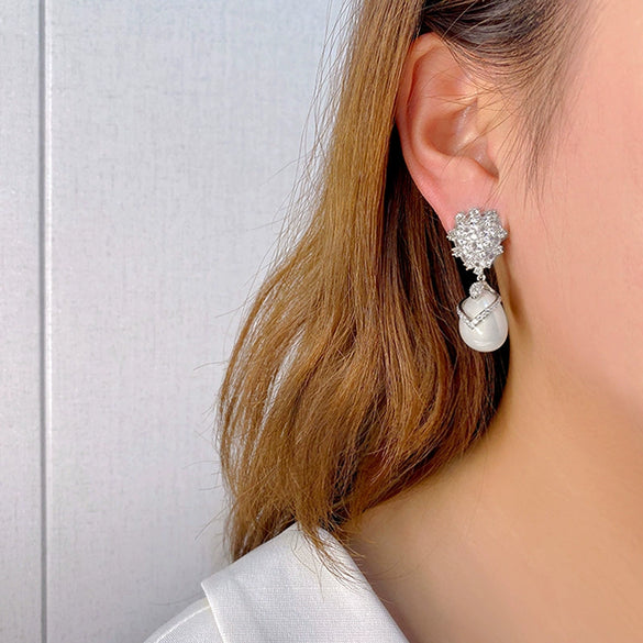 Women's Copper Earrings With Water Drop Pendant Imitation Pearl Geometric Design Elegant Style