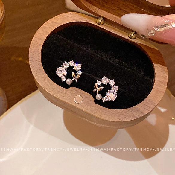 Women's Copper Electroplated Insect Shaped Butterfly Earrings With Micro Paved Zircon