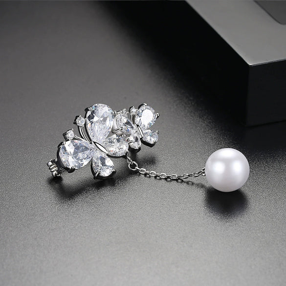Women's Copper Electroplated Zircon And Pearl Bow Brooch Minimalist Fashion Suit Accessory Pin