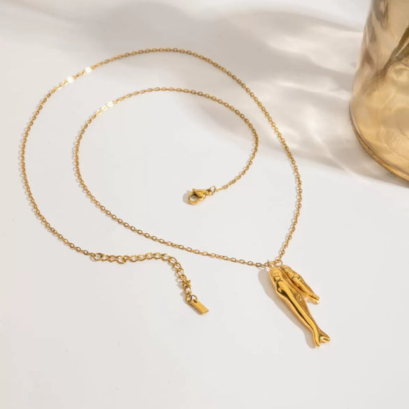 Women's Copper Fish Pendant Necklace With Electroplated Animal Design Versatile Casual Clavicle Chain Jewelry Gift