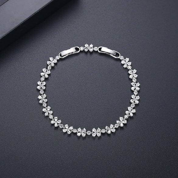 Women's Copper Floral Bracelet With Electroplated Finish And Adjustable Length Botanical Flower Jewelry