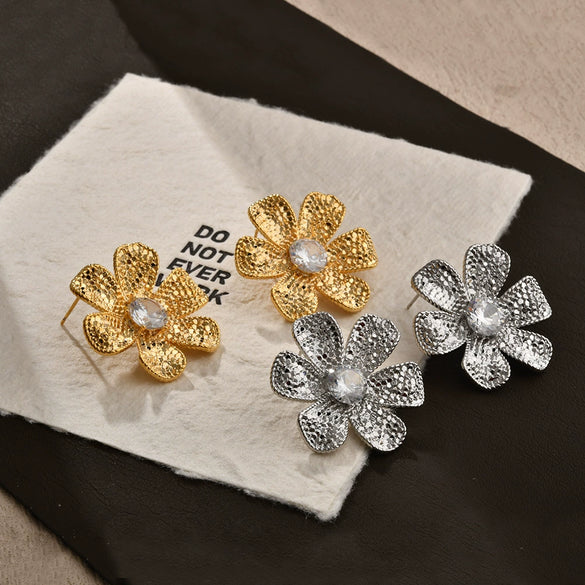 Women's Copper Flower Stud Earrings With Metal Scale Pattern And Electroplated Finish Elegant Fashion Statement Jewelry