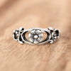 Women's Copper Geometric Hollow Flower Ring With Electroplating