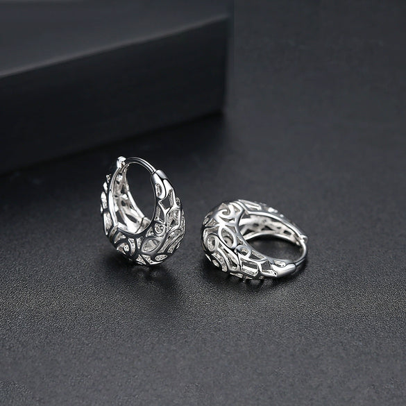Women's Copper Geometric Hollow Mesh Earrings With Electroplated Finish And Simple Fashion Design