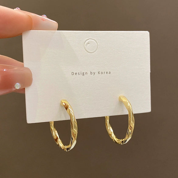 Women's Copper Geometric Irregular Circle Electroplated Earrings Cold Style Simple And Allmatch