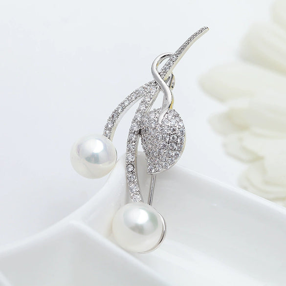 Women's Copper Geometric Leaf And Flower Brooch With Zircon Beads Electroplated Fashion Corsage Pin