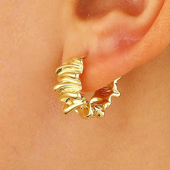 Women's Copper Geometric Pleated Electroplated Earrings