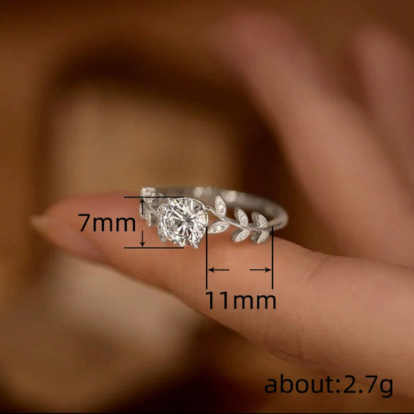 Women's Copper Geometric Style Flower Ring With Imitation Moissanite And Zirconia