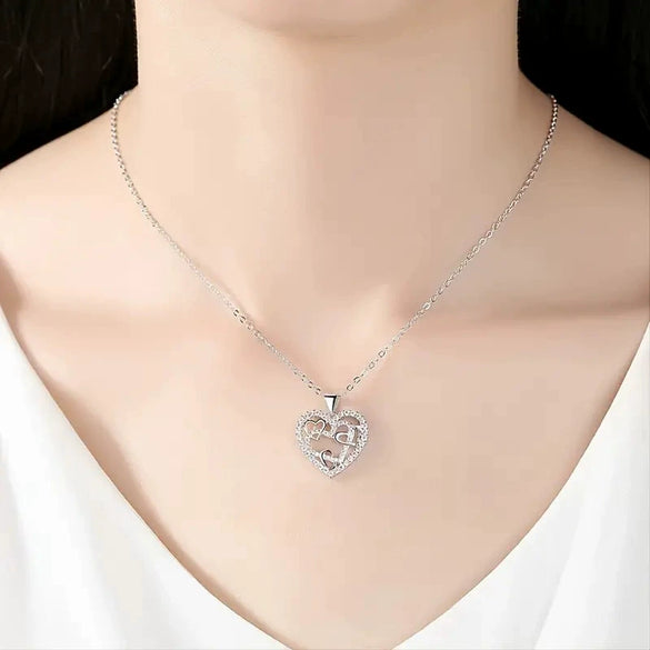 Women's Copper Heart Pendant Necklace With Hollow Design And Zircon Mixed Gemstone Inlay O Chain Fresh Style