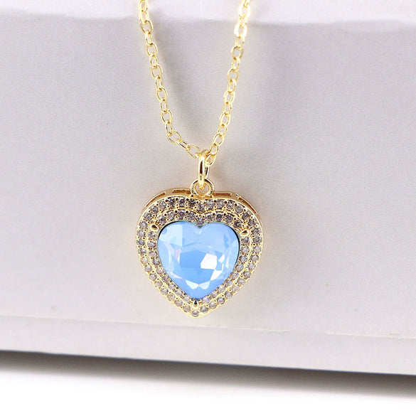 Women's Copper Heart Pendant Necklace With Zircon Inlay Water Wave Chain Electroplated Simple Elegant Classic Jewelry