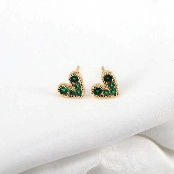 Women's Copper Heart Shaped Zircon Inlaid Earrings Simple Geometric Fashion Jewelry With Diamond Cut Finish