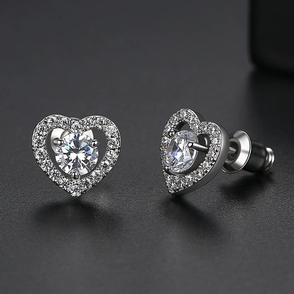 Women's Copper Heartshaped Earrings With Transparent Zircon Simple Fashion Jewelry Set