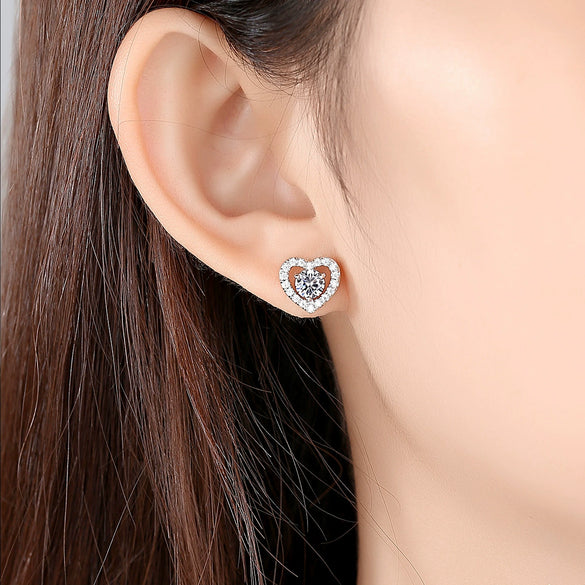 Women's Copper Heartshaped Earrings With Transparent Zircon Simple Fashion Jewelry Set