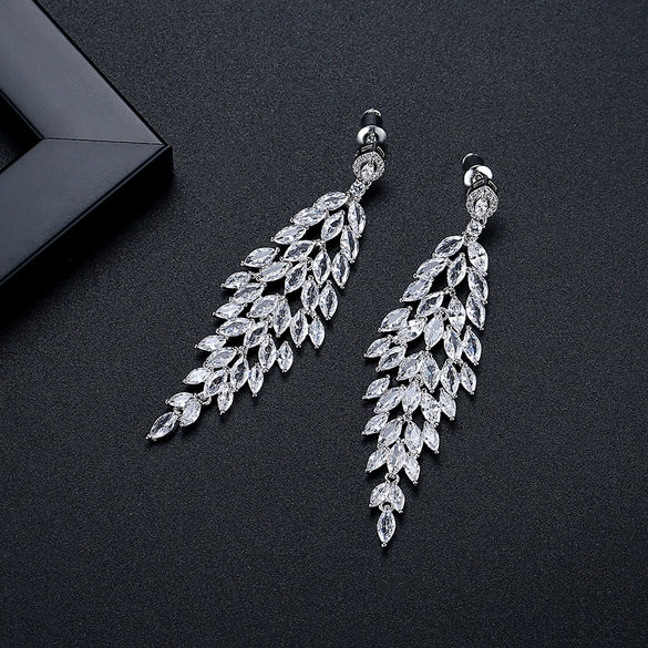 Women's Copper Horse Eye Flower Tassel Earrings With Painted Finish Elegant Long Simple Statement Jewelry