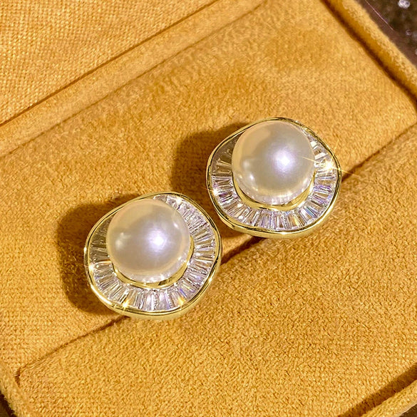 Women's Copper Imitation Pearl Irregular Round Geometric Style Electroplated Earrings