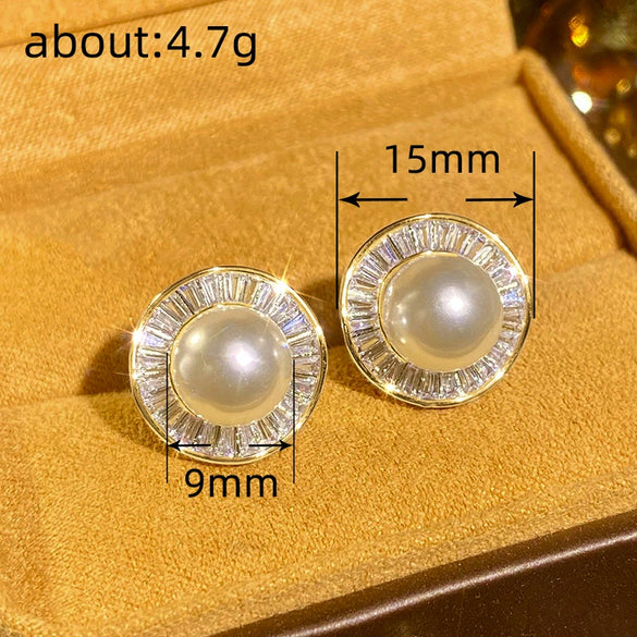 Women's Copper Imitation Pearl Irregular Round Geometric Style Electroplated Earrings