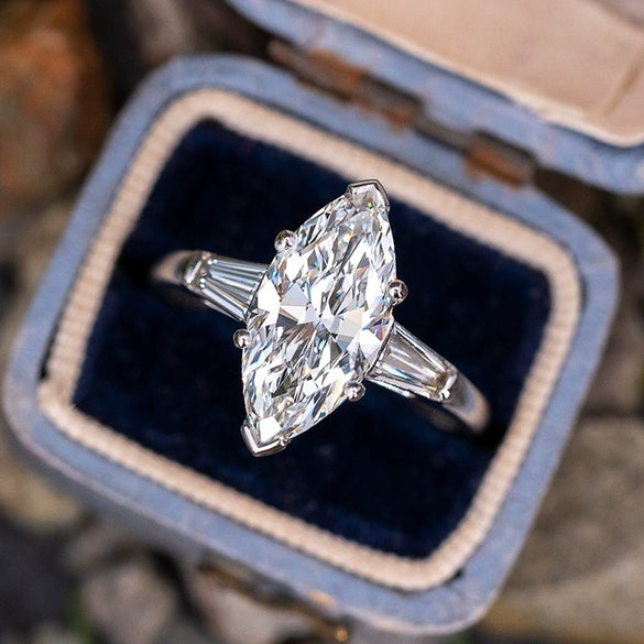 Women's Copper Inlaid Marquise Zircon Geometric Light Luxury Ring