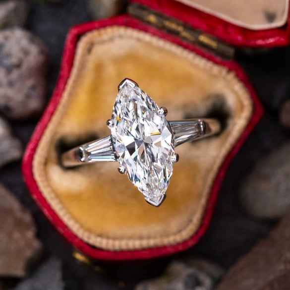 Women's Copper Inlaid Marquise Zircon Geometric Light Luxury Ring