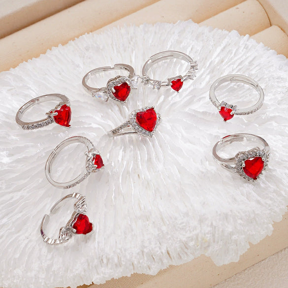 Women's Copper Inlaid Zircon Heart Ring Light Luxury Style Electroplated
