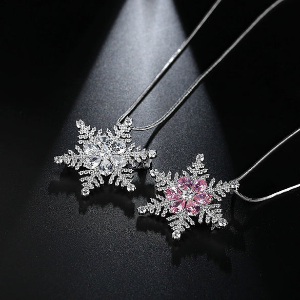 Women's Copper Inlaid Zircon Snowflake Necklace Snake Bone Chain Geometric Fashion Jewelry With Electroplated Finish
