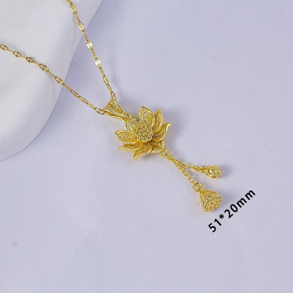 Women's Copper Leaf Pendant O Word Chain Necklace Electroplated Simple Style Jewelry
