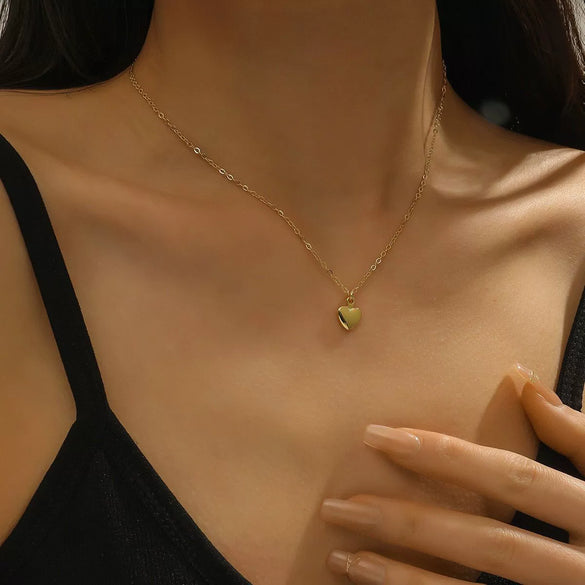 Women's Copper Ochain Necklace With Geometric Design And Microinlay