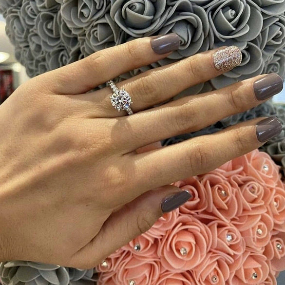 Women's Copper Ring Set With Geometric Pattern And Zircon Treatment