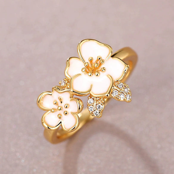 Women's Copper Ring With Flower Pattern And Dripping Glue Process