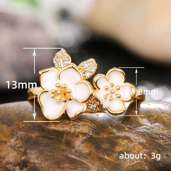 Women's Copper Ring With Flower Pattern And Dripping Glue Process