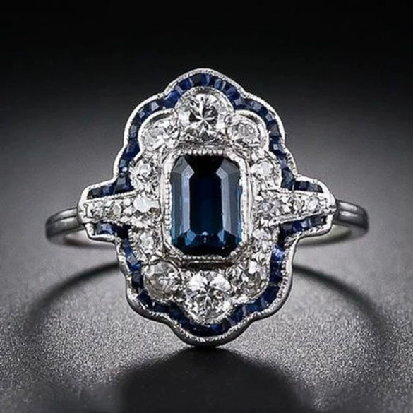 Women's Copper Ring With Peacock Blue Color Oil Dripping Drawing Design Lace Hollow Thin Crown Geometric Pattern Inlaid Zircon British Retro Style