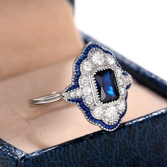 Women's Copper Ring With Peacock Blue Color Oil Dripping Drawing Design Lace Hollow Thin Crown Geometric Pattern Inlaid Zircon British Retro Style