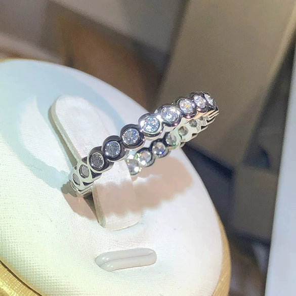 Women's Copper Round Ring With Geometric Design And Inlaid Zircon