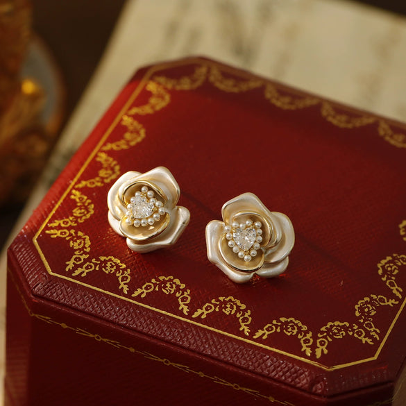 Women's Copper Threedimensional Geometric Camellia Enamel Electroplated Earrings With Pearl Stamen