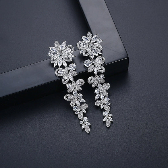 Women's Copper Zircon Flower Earrings With Micropavé Detail Delicate Bridal Jewelry With A Lightluxury Floral Design