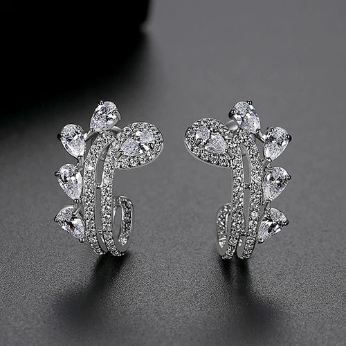 Women's Copper Zircon Inlaid Leaf Pattern Fashion Earrings Elegant Wholesale Jewelry