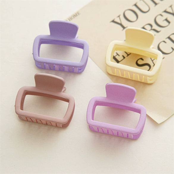 Women's Cream Color Square Hair Grab Clip With Baking Paint Spring And Summer Allmatch Hair Accessory