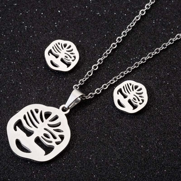 Women's Crown Pattern Stainless Steel Necklace And Earrings Set With Electroplated Finish And O Chain Design