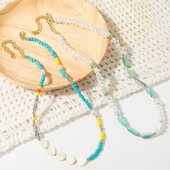 Women's Crystal Beaded Handmade Shell Necklace With Flower Pattern