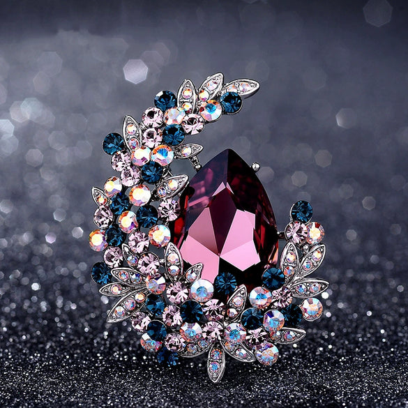 Women's Crystal Moon Brooch Alloy Accessories For Sweaters Autumn And Winter Diamond Design Simple Personality Corsage