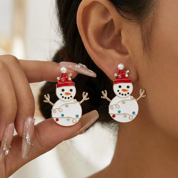 Women's Cute Snowman Bear Earrings Alloy Electroplated Jewelry With Stainless Steel Posts Minimalist Highend Style