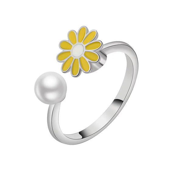 Women's Daisy Pearl Rotating Ring Copper Geometric Electroplating Jewelry