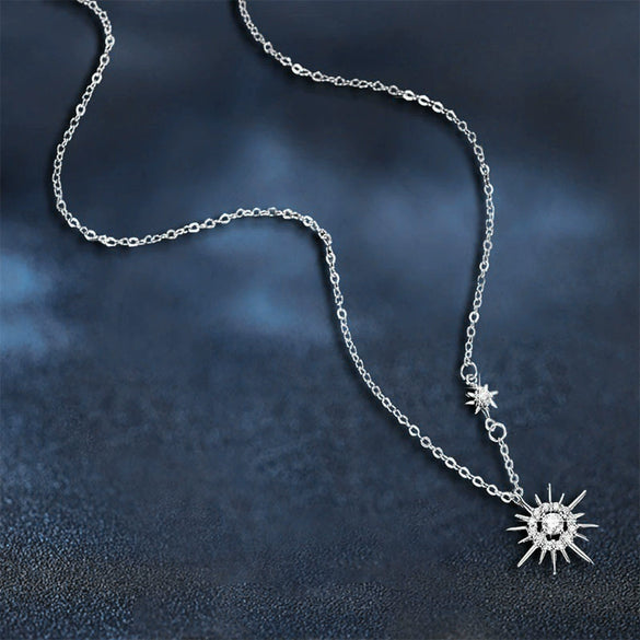 Women's Diamond Sterling Silver Star Shaped Gem Inlaid Clavicle Necklace With Rhodium Gold Treatment