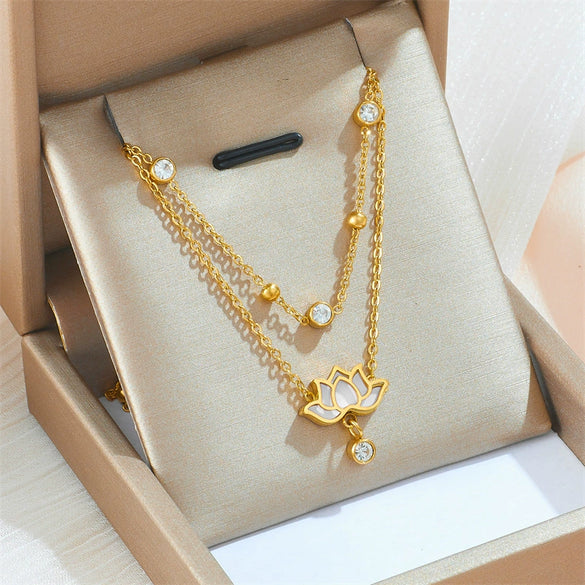 Women's Double Layer Titanium Steel Flower And Geometric Pattern Necklace