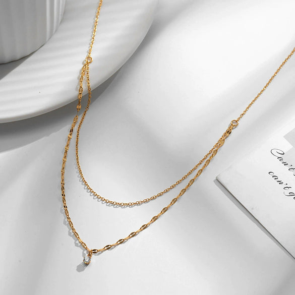 Women's Double Layer Titanium Steel Necklace With Geometric Zircon Pendant And Six Claw Setting In 18K Gold Plated Simple Luxury Style
