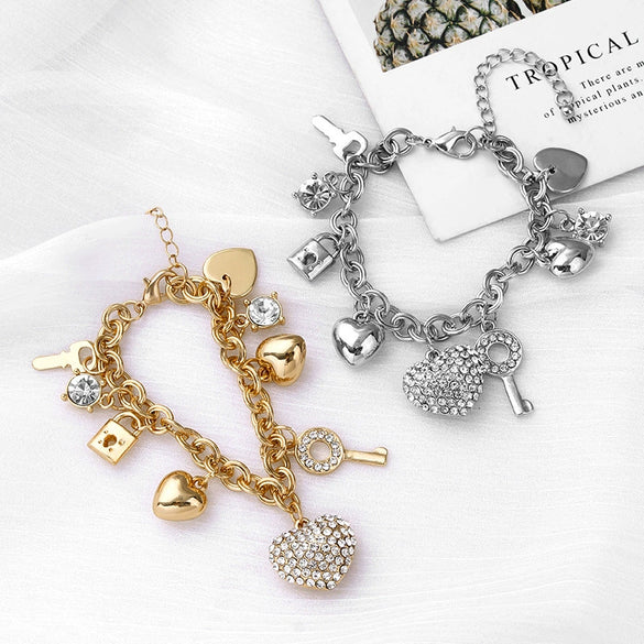 Women's Electroplated Alloy Heart Bracelet With Crystalstyle Sparkle Vintage Jewelry Accessory