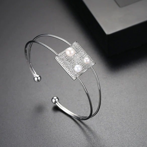 Women's Electroplated Copper Bracelet With Microinlaid Zircon And Pearl Accents Double Circle Open Cuff Jewelry Wholesale